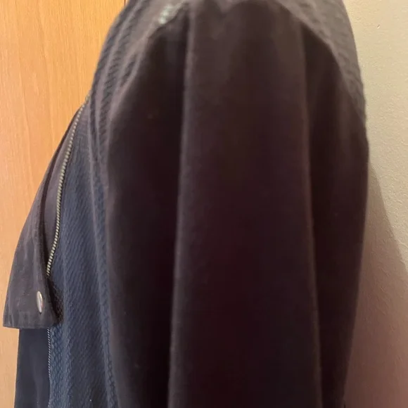 #230 Bali Black Blazer with Gold Details. Size XL - Picture 4 of 9